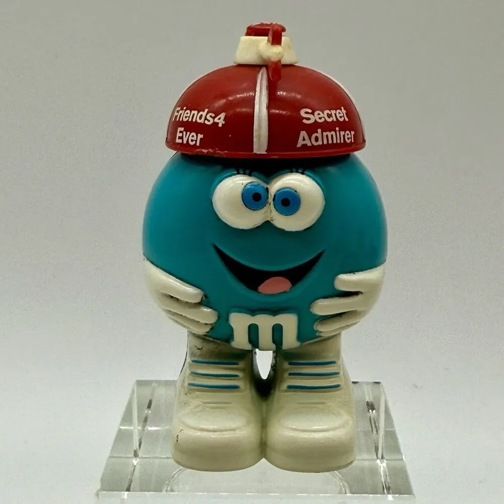 M&M's Mini Character Valentine Theme Blue With Red Spinning Arrow‎ Hat 3.5“